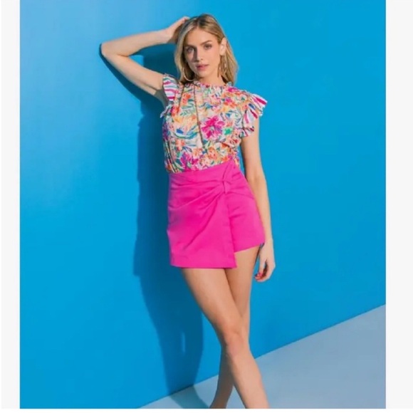 Flying Tomato Colorful Ruffle Floral Print Top Sizes Small-Large - Picture 5 of 12